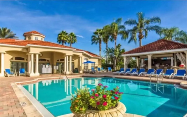Spacious Emerald Escape - 12 Mins to Disney
