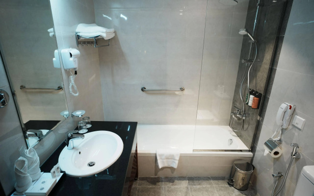 Delmon International Hotel