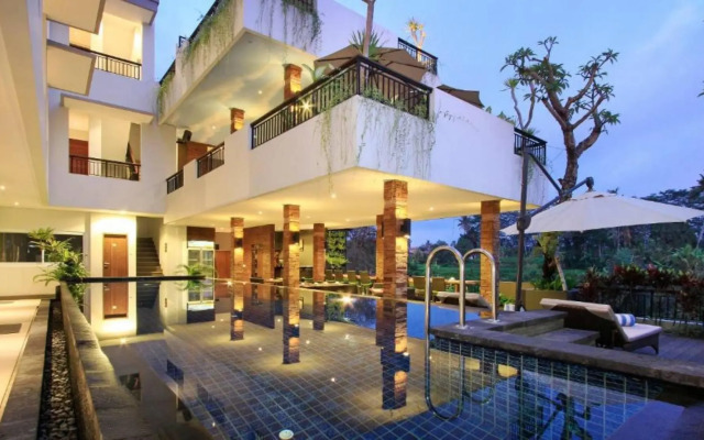 Puri Padma Hotel