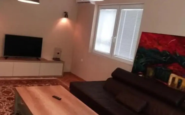 Grande House