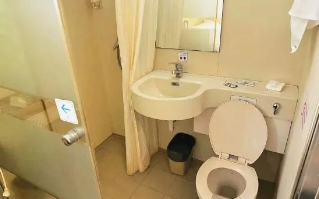 YOU Hotel in Bohai