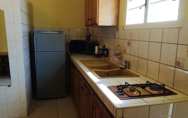 Studio In Saint Denis With Furnished Terrace And Wifi