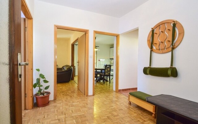Snježa - Green House - B2 Snjezana