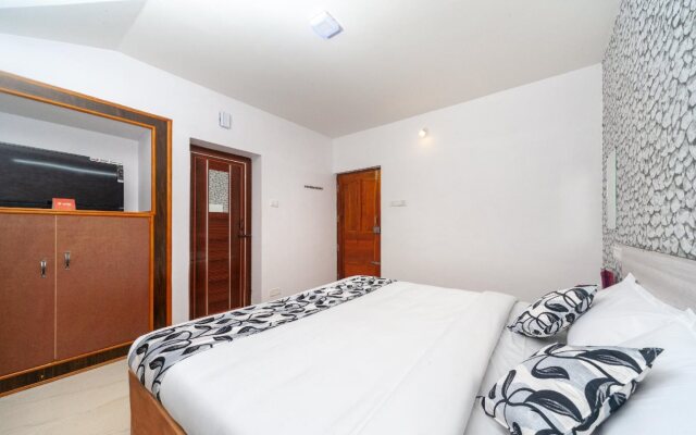 OYO 17079 Green Valley Homes