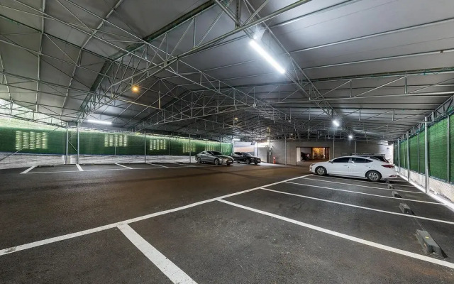 Gimhae Samgye Brown Dot