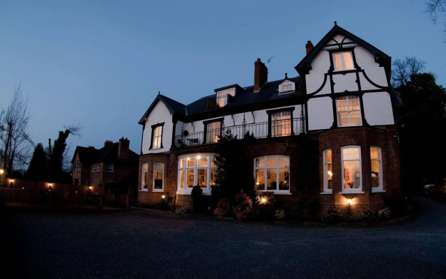 OYO Rayanne House Guest Accommodation