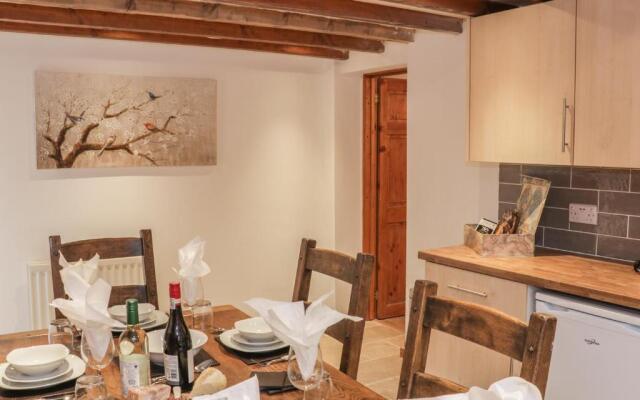 Old Hall Barn 4