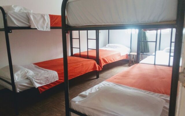 Hostal Café San Bernabe - Hostel