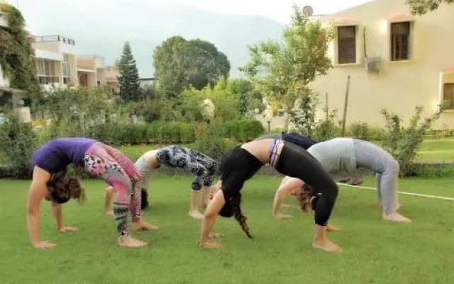 Ganga Vatika Ayurveda Bhavan