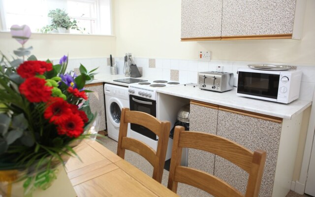 Bridge Street Apartment