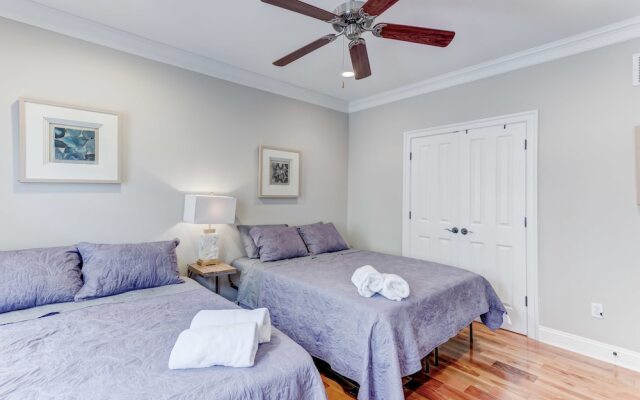 Upscale Home Near Harbor W/2cargarage&rooftopdeck