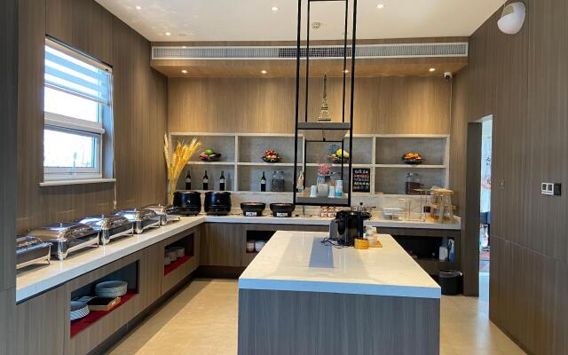 Hanting Premium Hotel Jincheng Zezhou Road