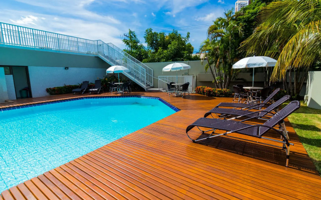 Hotel Deville Prime Cuiabá