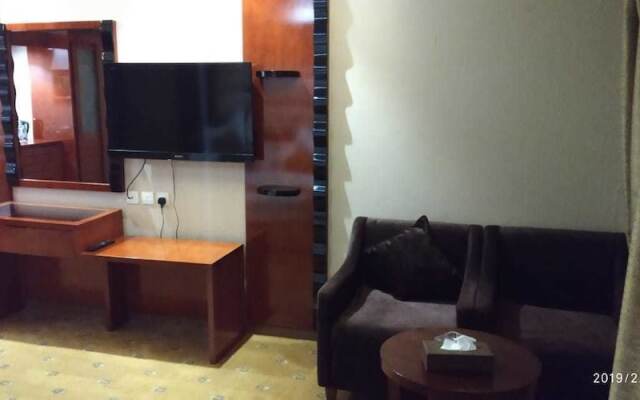 Sanam Hotel Suites