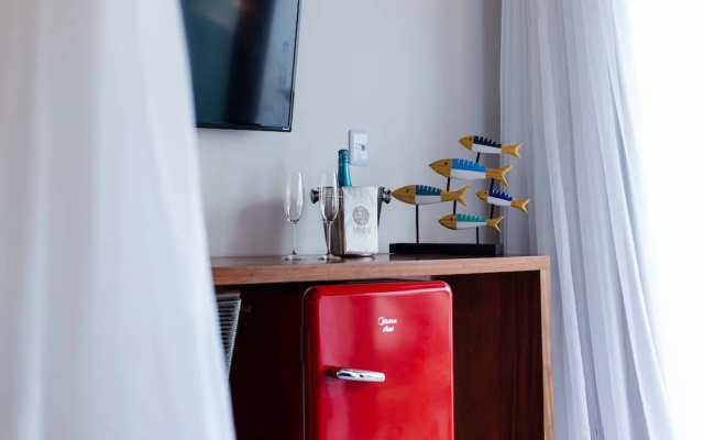 MKNI Hotel - Makani Experience