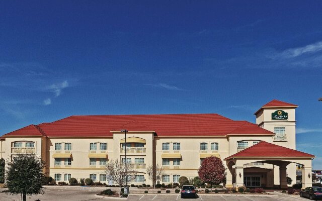 La Quinta Inn & Suites by Wyndham Eastland