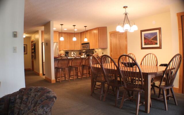 Evergreen by Crested Butte Lodging