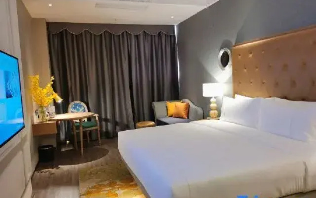 VIP House Hotel (Pinghe store)