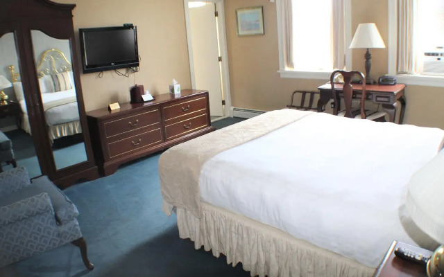 Waynebrook Inn, Est 1865