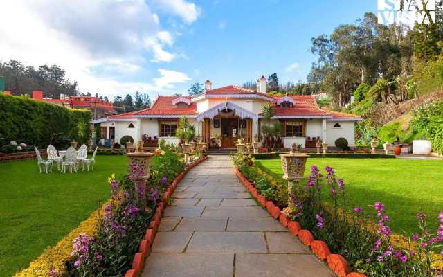 StayVista at Greenwood Bungalow