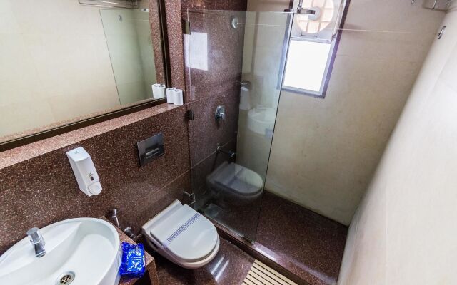 OYO Premium Vastrapur Lake