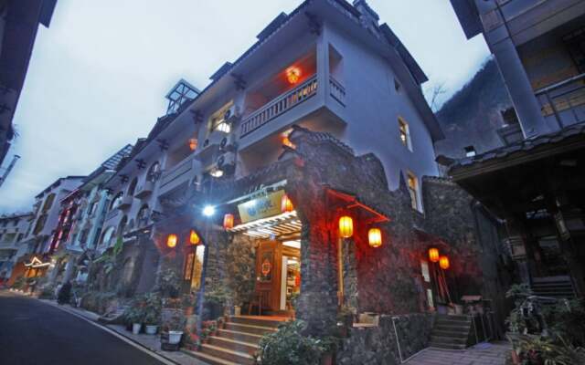 Zhangjiajie Destination Youth Hostel