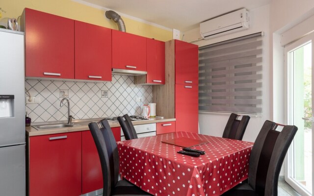 Apt Near N.park Paklenica 2 Few Mt Sea
