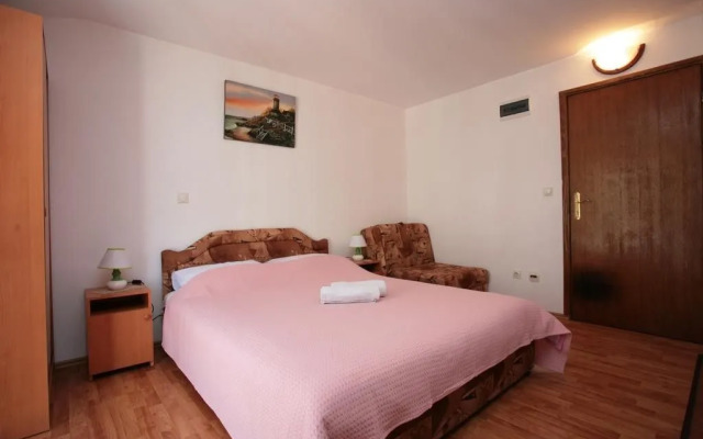 Simun Apartments