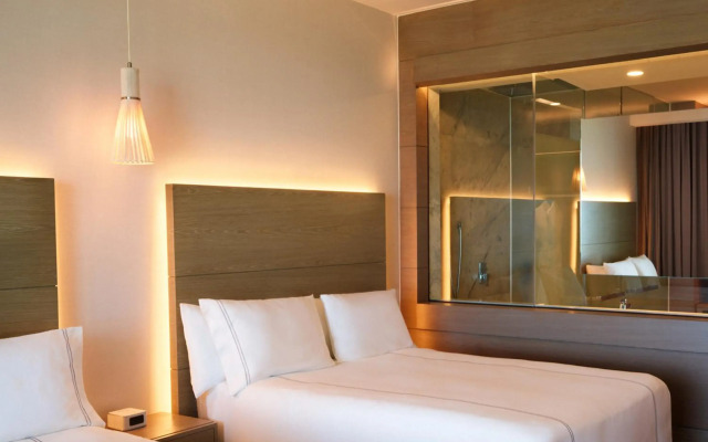 SLS Playa Mujeres – ALL Inclusive Collection