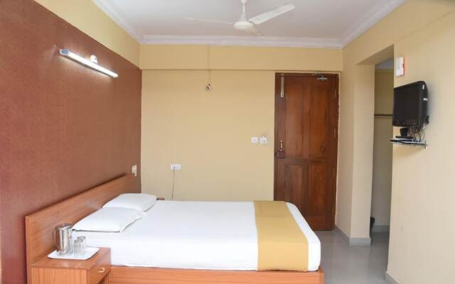 Hotel Surya Residency Majestic