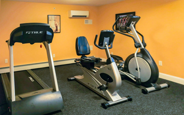 Essex Street Inn & Suites, an Ascend Collection Hotel