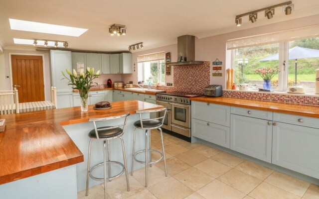 Barton View, Barnstaple