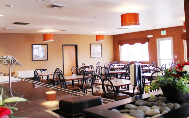 Crystal Inn Hotel & Suites West Valley City