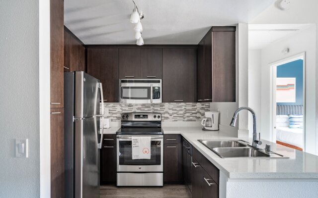 WanderJaunt - Stylish Mission Valley Apts