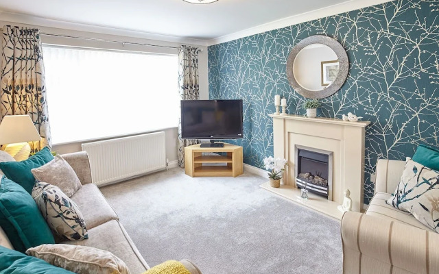 Host Stay Sandling Court
