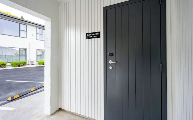 Luxe Suites and Apartments