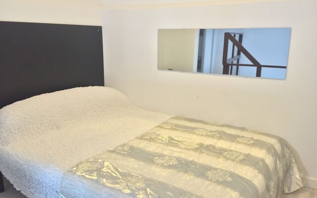 Estudio cercano a Plaza Castilla CBA1