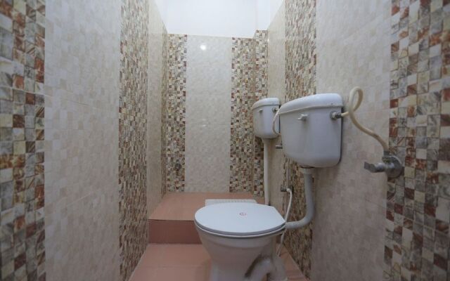 OYO 22043 Jk Mahal