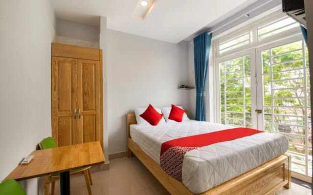 White 1 Hotel by OYO Rooms