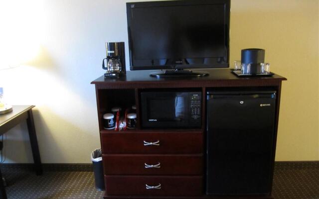 Franklin Inn and Suites