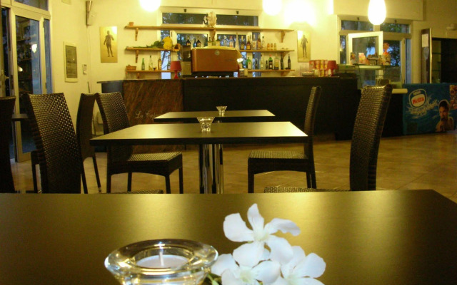 Hotel Park Village