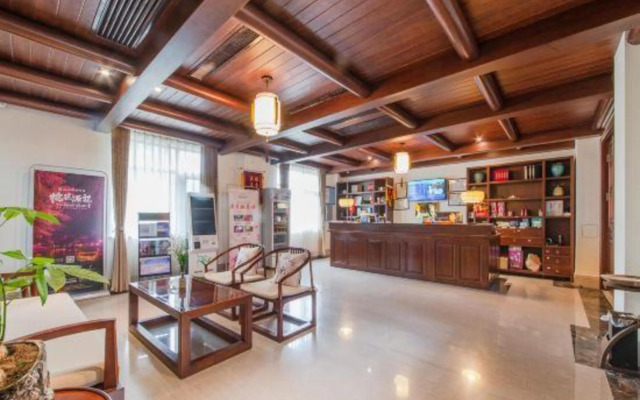Taohuayuan Liu Contract Chun Inn