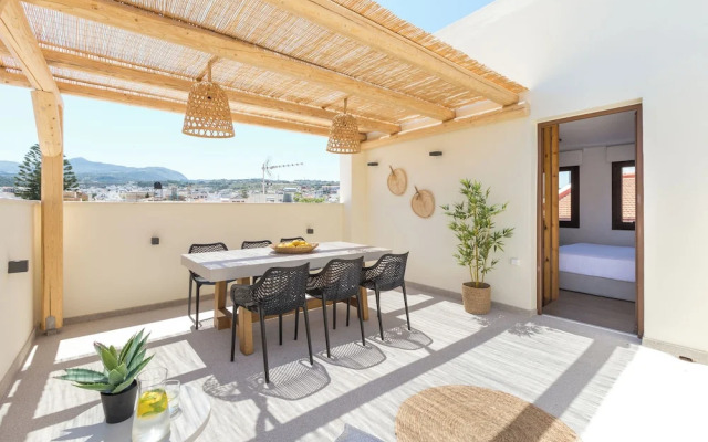 Old Town Charm-Cozy 2BR with Rooftop