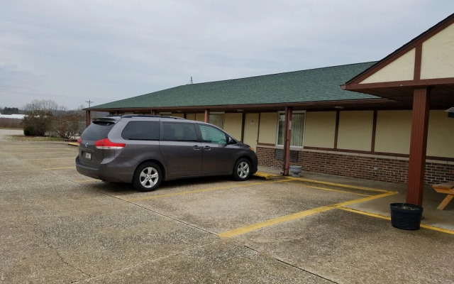 Midwest inn motel