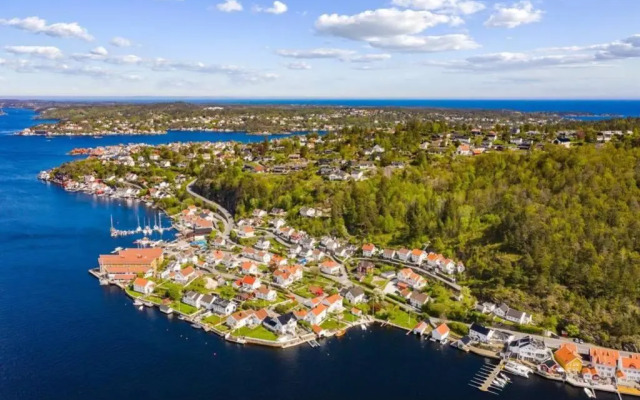 Leilighet med fantastisk utsikt - gratis parkering