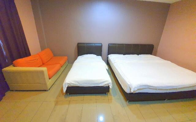 Inn Hotel