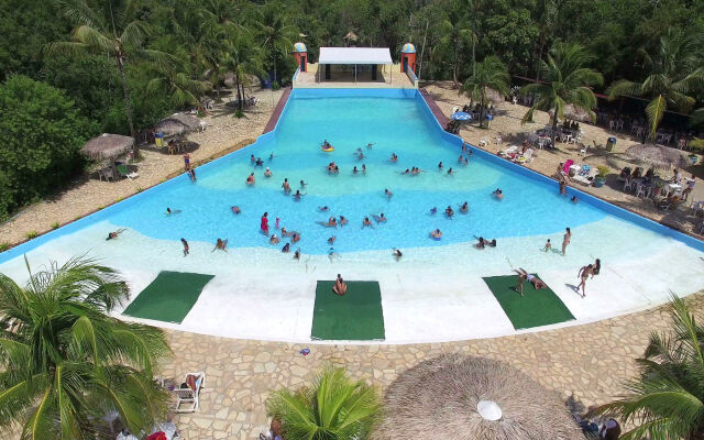 Acquamarine Park Hotel