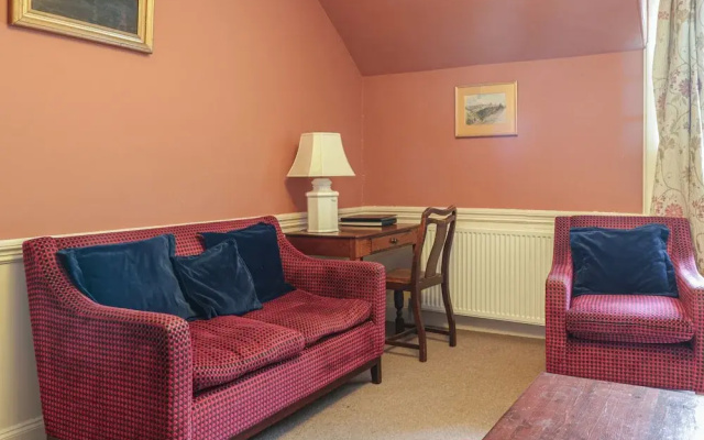 Upper West Wing Flat - Tarvit