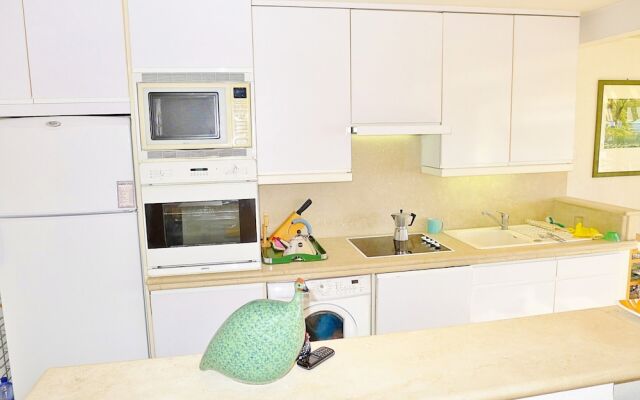 Agrianthe Figuiers AP3092 by Riviera Holiday Homes