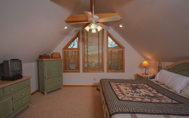 Very Beary Ridge House